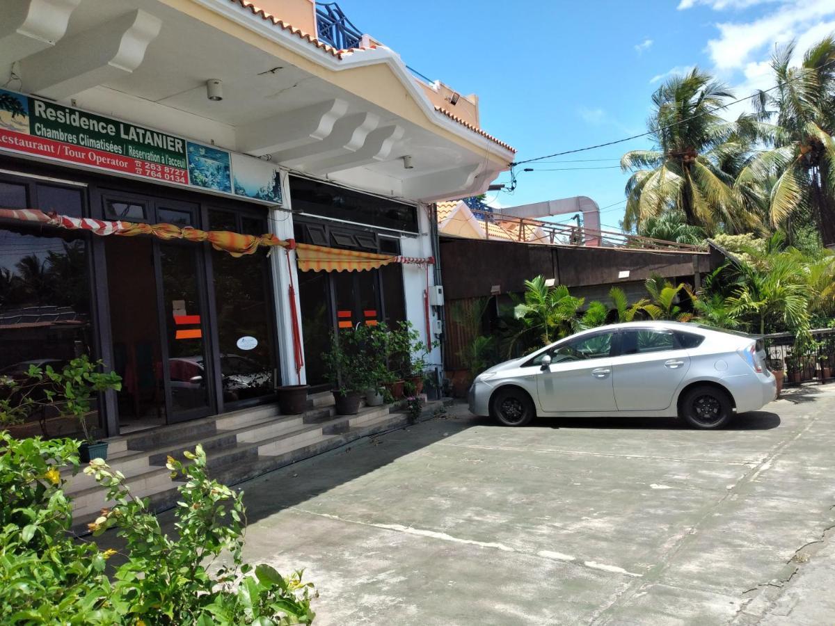 Latanier Beach Hotel Grand Baie Exterior photo